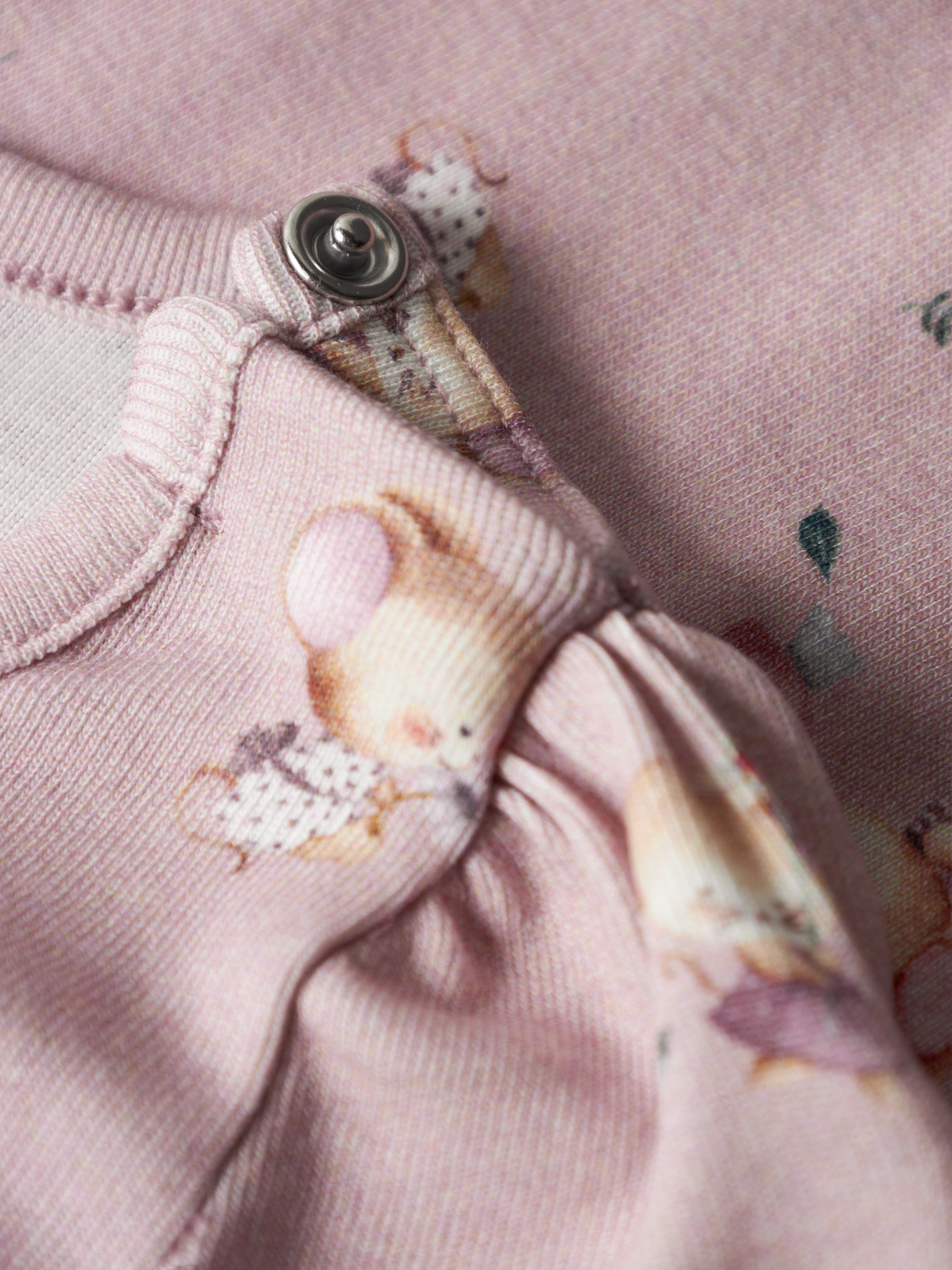 model_shot-front_full